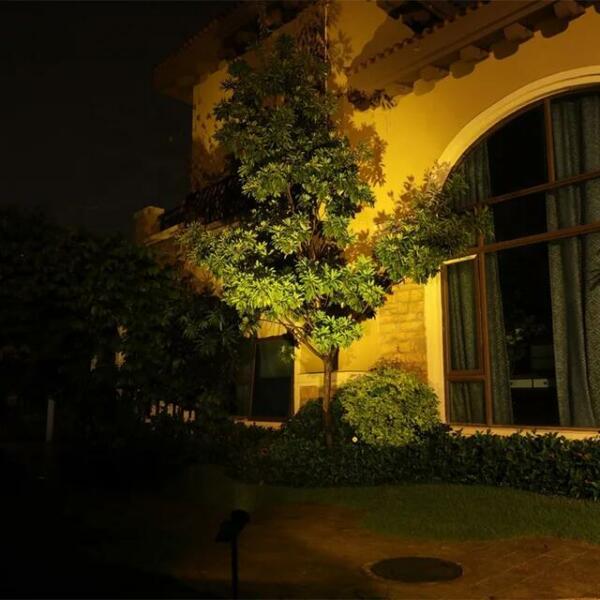 Spot jardin solaire 7 Led 6500k+3000k YC-SW60682C