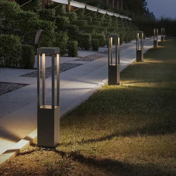 Potlet Led carré7W noir IP65 3000k Aluminium
