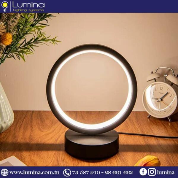 Veilleuse table de nuit design noir MTR24 sur un meuble - 1