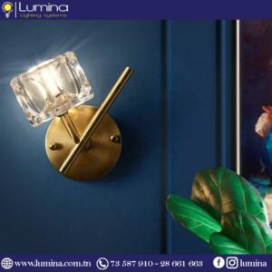 Applique murale cristal au design doré élégant - 1